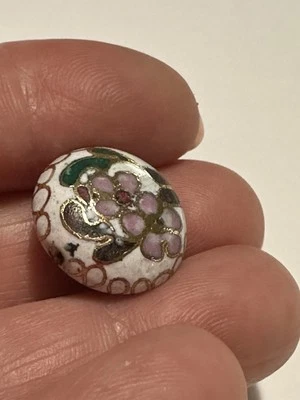 UNA moneda redonda vintage china esmaltada Cloisonne oro blanco cuentas flores 15,5 mm Foto 1 de 4