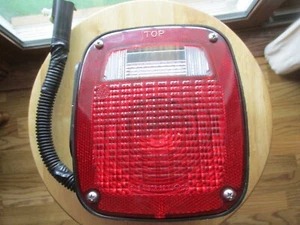 MOPAR PASSENGER RH BRAKE TAIL TURN REVERSE 3 SIDE LIGHT W PIGTAIL WIRING BRACKET - Picture 1 of 24