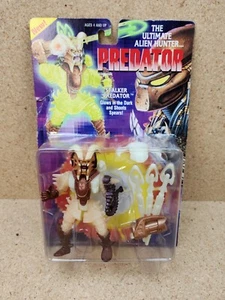 Vintage Kenner The Ultimate Alien Hunter Predator Stalker Predator 1994 NEW MOC - Picture 1 of 8