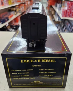 Weaver Gold Edition EMD E-8 B Diesel Southern Pacific Daylight #6000B O Gauge - Picture 1 of 14