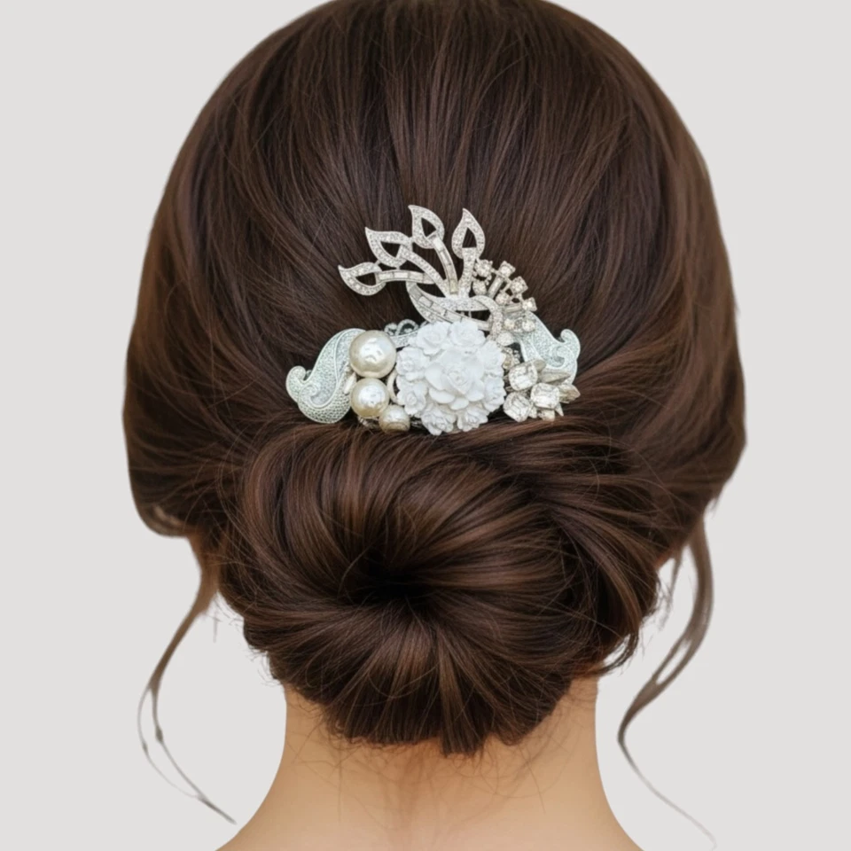 Bridal Pearl Hairpiece Wedding Rhinestone Comb Silver Vintage Jewelry Accessory - Image 1 of 4