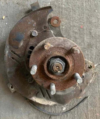 2003-2008 Subaru Impreza Forester Front Left Driver Spindle Knuckle Assembly OEM - Image 1 of 4