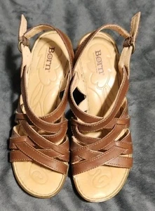 Born Handcrafted Footwear Brown Women’s Sandals Sz 8/39 M/W W 81109 - Picture 1 of 6