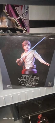 Boxed Star Wars Gentle Giant Luke Skywalker Bespin 1:6 Scale Mini Bust - Image 1 of 3