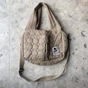 Moz Sweden Beige Quilted Messenger Bag - Picture 1 of 10