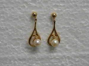 BEAUTIFUL SOLID 14 K YELLOW GOLD STUD / DANGLE EARRINGS WITH PEARL AND DIAMOND - Picture 1 of 6