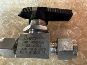 Swagelok SS-42GS4 316 Ventil 1/4" - Bild 1 von 5