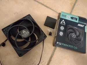 Arctic P12 PWM PST CO - NEU in OVP - Bild 1 von 1