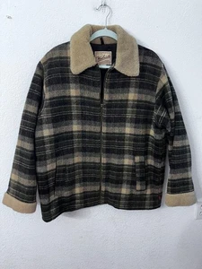 Vintage Ladies Woolrich Plaid Wool Jacket With Shearling Collar & Quilted Lining - Picture 1 of 7