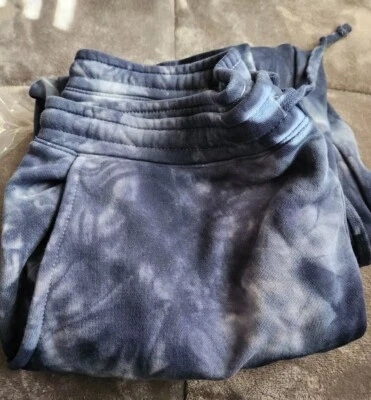 Joggers Lularoe Boyfriend grandes tie-dye azules nunca usados Foto 1 de 4