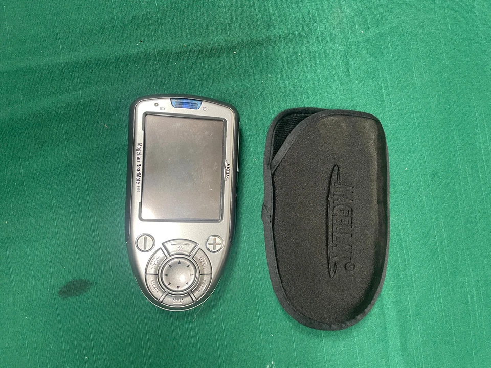 Magellan Roadmate 860T GPS unit - Image 1 of 4