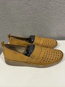 Joseph Seibel Shoes Asti Yellow Leather Cut Out Soft "Sofie 27" size 38/US 7-7.5 - Picture 1 of 5
