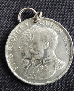 King George V Silver Jubilee Medal 1935 - Picture 1 of 2