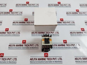 Fuji Electric SH-4 Auxiliary Contactor SH04AA 380-400V 50Hz 400-440V 60Hz - Picture 1 of 9