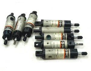 SMC NCGBN20-0050 Cilindro pneumatico 3/4 fori NCG corpo tondo monoazioneSMC NCG - Foto 1 di 9