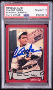 Charlie Sheen 1988 Pacific Eight Men Out - SIGNED ON CARD - PSA Auto 10 GEM 🔥🔥 - Bild 1 von 2