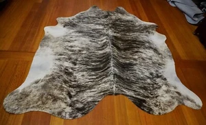 Cowhide, A Little Hide with A Big Impact - An Amazing Exotic Premium Cowhide Rug - Picture 1 of 7