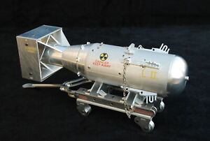 New 1：12 WWII US Little boy Nuclear Bomb Atomic Bomb Metal Assembly Model