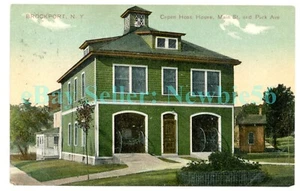 Brockport NY - CAPEN HOSE FIRE HOUSE ON MAIN STREET - Postcard Monroe County - Picture 1 of 2