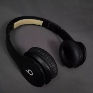 BEATS by Dr Dre Solo HD cuffie stereo over the ear - nero***NESSUN CAVO AUDIO** - Foto 1 di 6