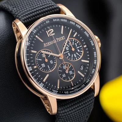 Audemars Piguet Code 11.59 18K Rose Gold- Smoked Dial Men's Watch - 26393NR Foto 1 de 4