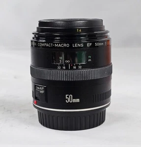 #Canon COMPACT-MACRO EF 50mm F/2.5 Lens EF Mount (316079) - Picture 1 of 4