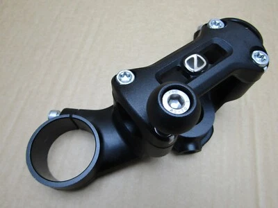 Yugo de horquilla superior Zero SR/F14.4 2020 10.268 millas (13944) Foto 1 de 4