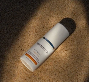 Eye Cream, new, organic, joyoba, cucumber, shea butter, avocado, macadamia - Picture 1 of 1