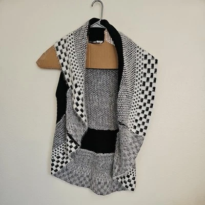 Chaleco suéter drapeado sin mangas cárdigan chal SPENSE. L/XL negro/blanco  Foto 1 de 4