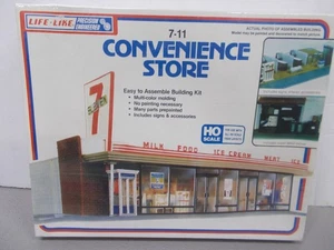 LIFE LIKE # 1356 ~ 7-11 CONVENIENCE STORE BUILDING KIT ~ SEALED ~HO SCALE - Picture 1 of 3