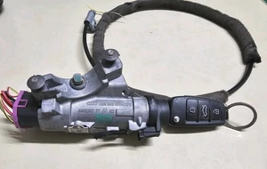 AUDI A4 B7 AUTO IGNITION BARREL STARTER SWITCH ONE FOB KEY 4B0905851M 4B0905849 - Picture 1 of 24