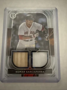 Topps Tribute 2022 - Reliquias dobles Nomar Garciaparra #DR-NG/199 (MEM) - Imagen 1 de 2