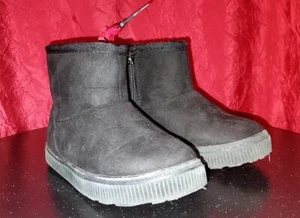 Cat & Jack Kleinkind Arias Winterstiefel schwarz - Größe 8 - Bild 1 von 6