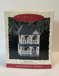 1993 Hallmark Ornament ~ Cozy Home #10 Nostalgic Houses & Shops - Bild 1 von 5