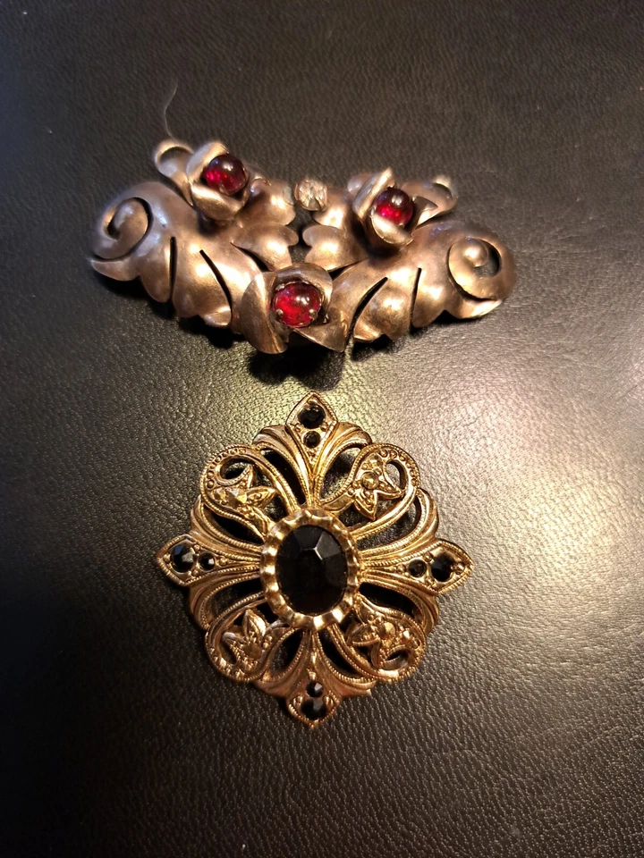 Black Onyx Faux Gold Tone Pendant Gold Tone Red Gemstone Faux Non Magnetic... - Image 1 of 4