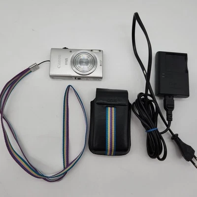 Canon IXUS 140 Digitalkamera – 16 MP, 8x Zoom, WLAN, HD-Video 8SD Tasche wie Neu - Bild 1 von 4