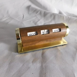 VTG Park Sherman Desktop Perpetual Desk Calendar Brass Faux Wood Rotating - Picture 1 of 5
