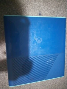 xbox 360 e console - Picture 1 of 6