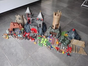 Playmobil Ritterburg Burg Schloss Turm Konvult Zubehör Figuren Drache Vulkan - Bild 1 von 23