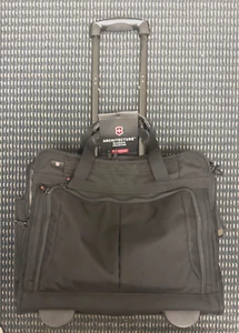 VICTORINOX-ROLLING TREVI- Wheeled expandable laptop- Carry-On Luggage Black-NWT - Picture 1 of 12