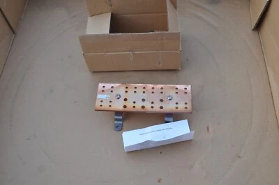 Chatsworth  GROUND BAR 40153-012 TMGB Bonding Busbar Copper - Image 1 of 3