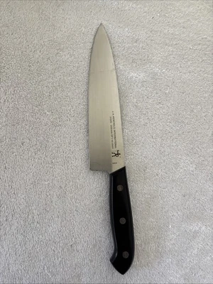 J.A. Cuchillo de Chef Henckels International 31325-200 8" Sin Manchas Hecho en España Foto 1 de 4