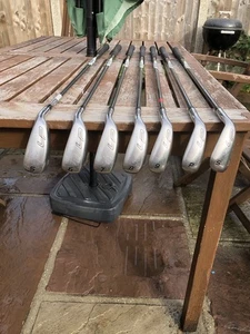 Wilson Staff Launch Pad 2 Iron Set - 5-sw- Evenflow Regular Flex Graphite . - Picture 1 of 6