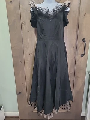 Vestido De Colección Lilli Diamond Años 50 Negro Tafetán Línea A Manga Gorra Rosa Tul Pequeño Foto 1 de 4