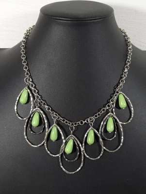 Green Teardrop Bib Necklace Silver Tone Hammered Hoop Statement Boho 19 in - Image 1 of 4