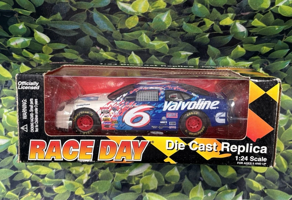 Nascar #6 Mark Martin |Racing Champions Race Day 1:24 | Escala Die Cast 🏁 Foto 1 de 1