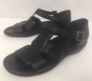 Naturalizer Womens Leather Buckle Black Sandals Size 9.5M - Picture 1 of 7