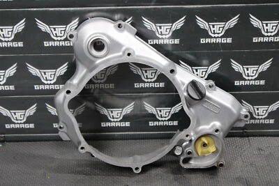 2002 SUZUKI RM125 OEM ENGINE MOTOR INNER CLUTCH COVER 11341-36F00 - Image 1 of 4