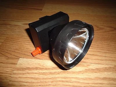 COON  HUNTING LIGHT 75,000 LUX CORDLESS  LIGHT WITH  RHEOSTAT - Image 1 of 3