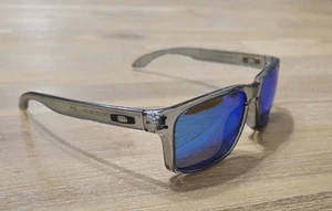 Oakley Holbrook Ink Grey Saphire Sunglasses - Picture 1 of 5
